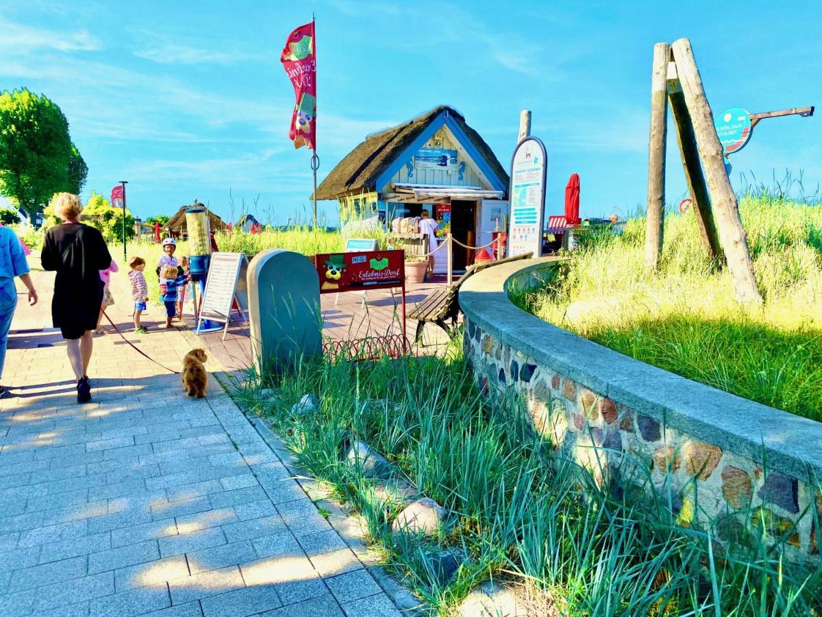 Casa Raphael Direkt Am Scharbeutzer Strand Luaran gambar
